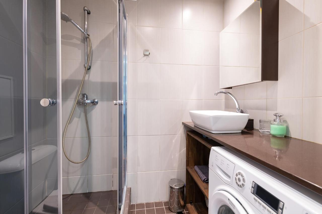 Cozy Stylish Studio Apartment With Free Parking By Centralapartments Tallinn Exteriér fotografie