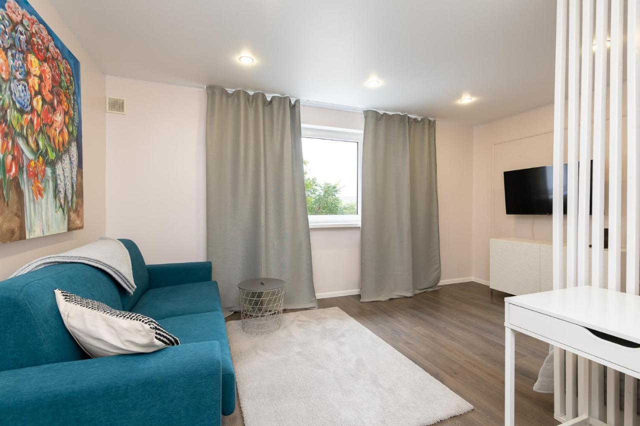 Cozy Stylish Studio Apartment With Free Parking By Centralapartments Tallinn Exteriér fotografie