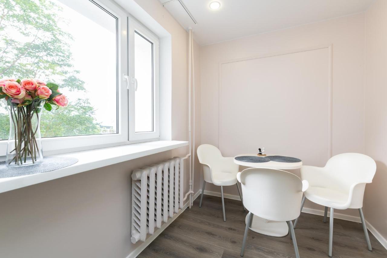Cozy Stylish Studio Apartment With Free Parking By Centralapartments Tallinn Exteriér fotografie